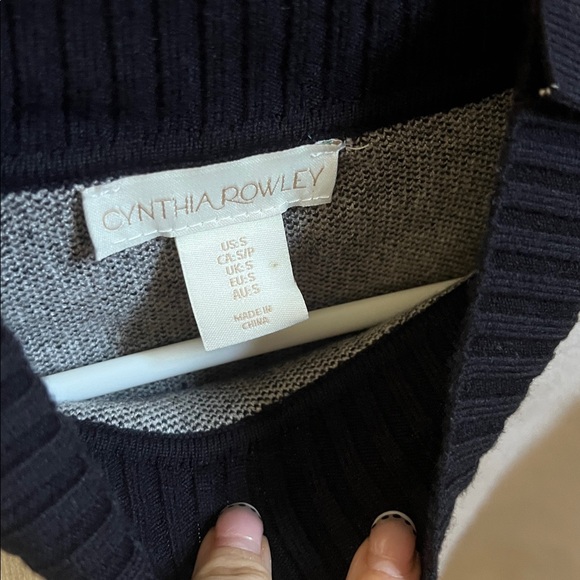 Cynthia Rowley sweater - Picture 3 of 5